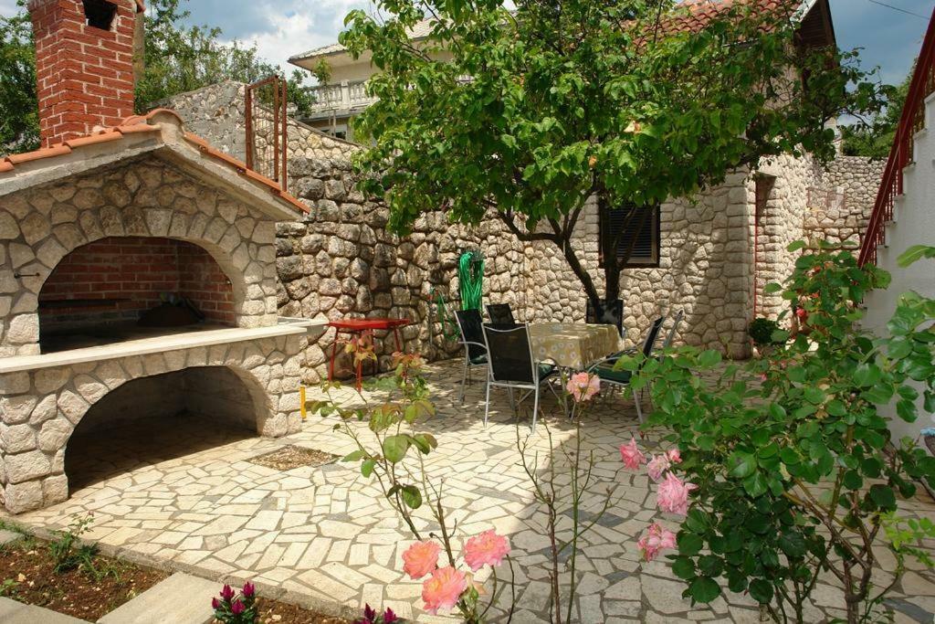 Villa Nina Novi Vinodolski Exterior foto